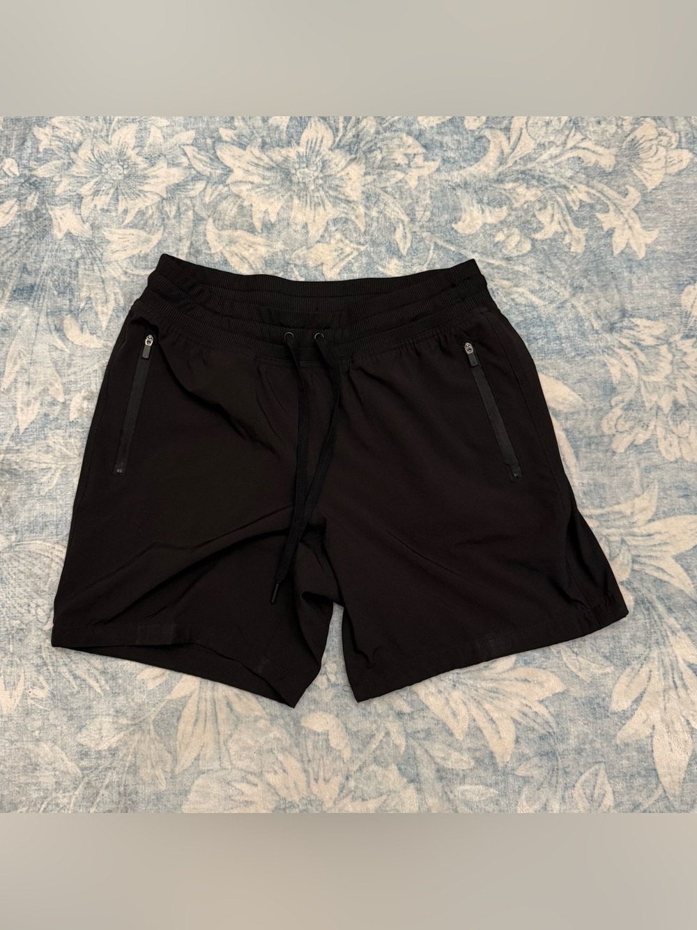 Women's Size M Drawstring Black Sweat Shorts Tek Gear with pockets